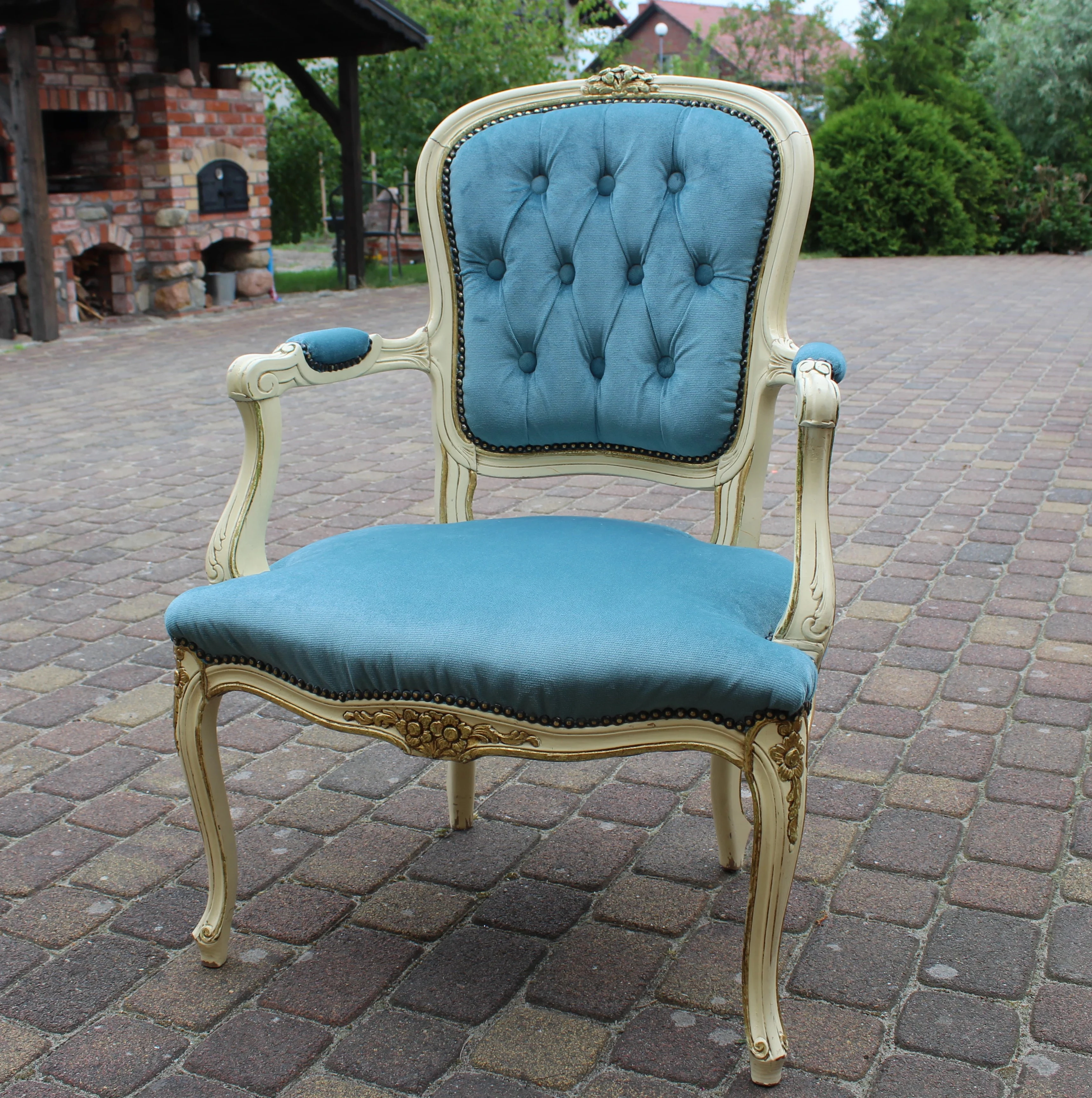 elegancki fotel